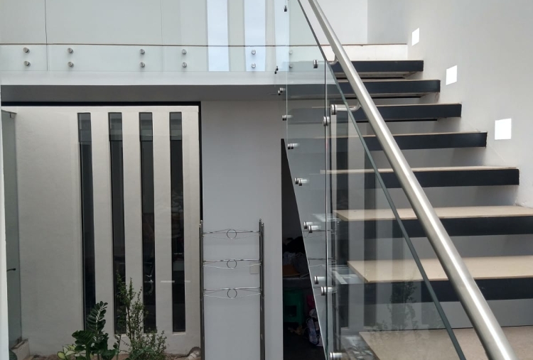 barandales-cristal-templado-y-acero-inoxidable1